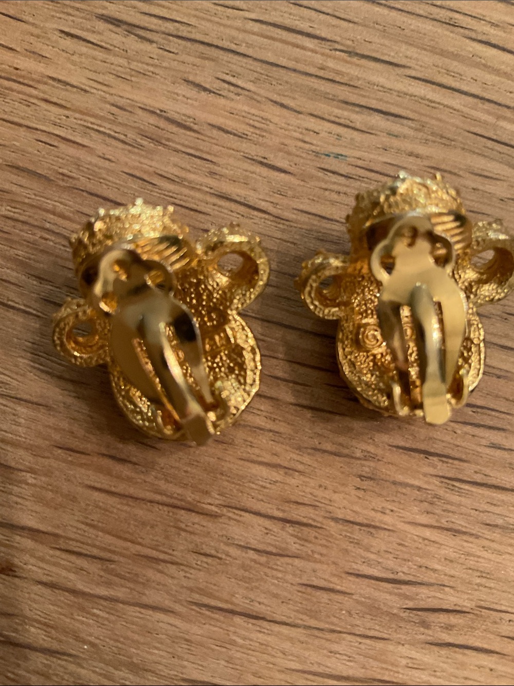 D’Orlan Brutalist Nugget Style Clip On Earrings Gold-Plated Green Cabochon - Picture 3 of 6